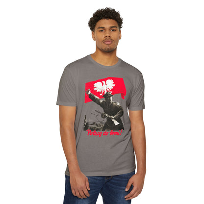 T-Shirt — Polish Resistance ‘Potęga do frontu!’ Flag Soldier Graphic