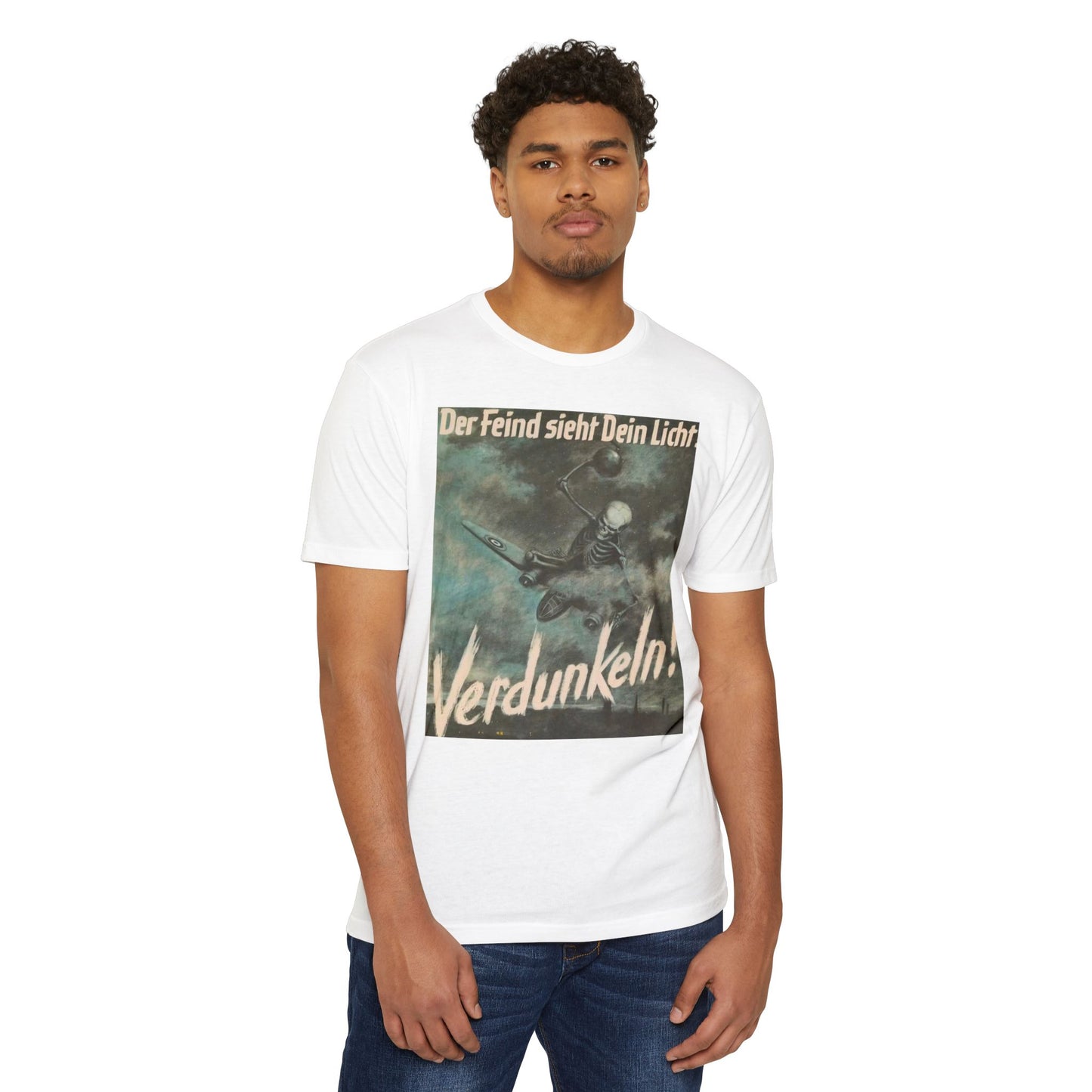 Vintage Propaganda Poster T-Shirt — "Der Feind sieht Dein Licht. Verdunkeln!"